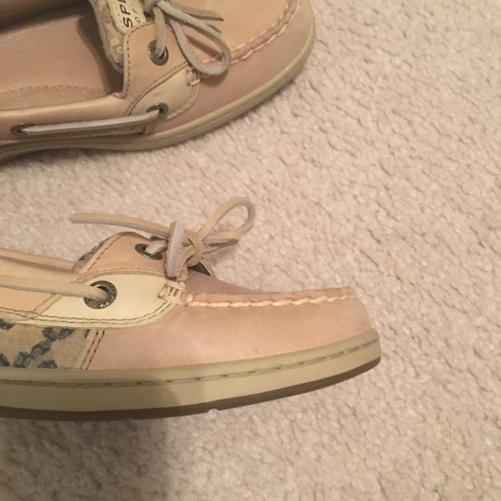 Sperry’s - Picture 3 of 4